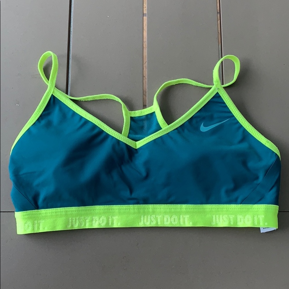 WOMENS M NIKE DRI-FIT SPORTS BRA